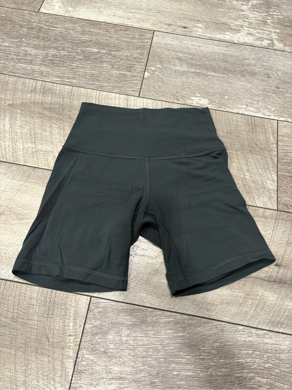 Lululemon biker shorts